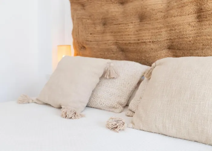 Calmahouse (adults Only) Apartment Torremolinos